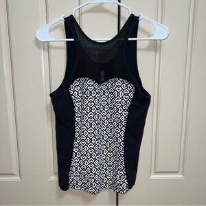 Lucy Activewear Stretchy Black Abstract Sleeveless Top Size Small